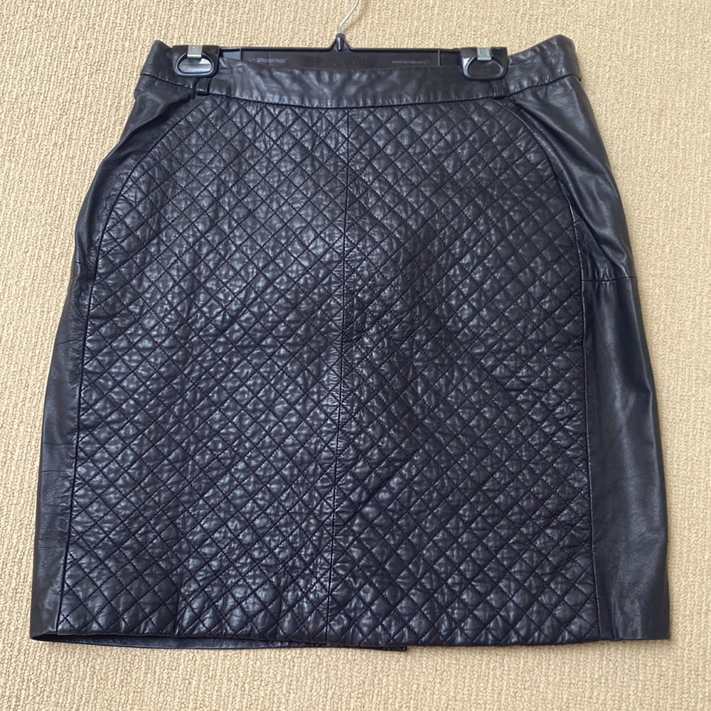 Short leather skirt